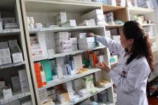 高級檢索在光明圖片中的藥品零售主題應用